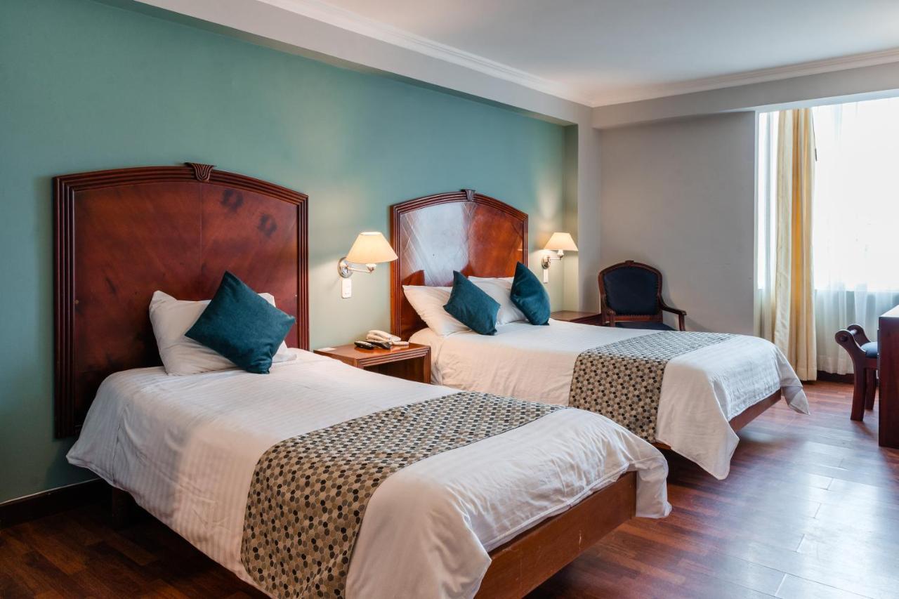 Hotel Libertador Лоха Экстерьер фото